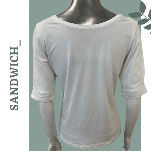 🛍️3/$40 Sandwich_White Round Neck 1/2 Sleeve Women's Top Size Medium - Picture 3 of 5